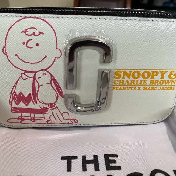 Marc Jacobs SNOOPY & CHARLIE BROWN Peanuts x Marc Jacobs snapshot - Picture 3 of 7